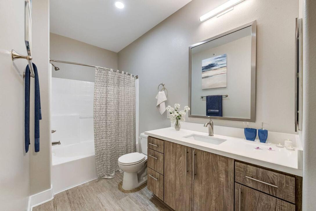 Woodland Hills Luxury Apt 2 Bed Ca Los Angeles Exterior photo